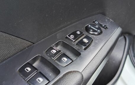 Hyundai Solaris II рестайлинг, 2019 год, 550 000 рублей, 13 фотография