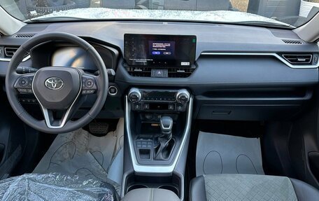 Toyota RAV4, 2025 год, 3 950 000 рублей, 14 фотография