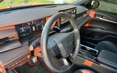 Toyota Camry, 2025 год, 4 150 000 рублей, 8 фотография