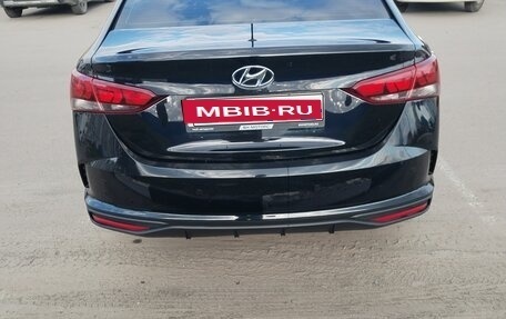 Hyundai Solaris II рестайлинг, 2020 год, 1 700 000 рублей, 3 фотография