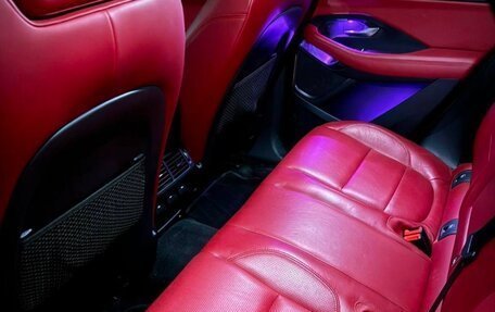 Jaguar E-Pace, 2017 год, 2 800 000 рублей, 14 фотография