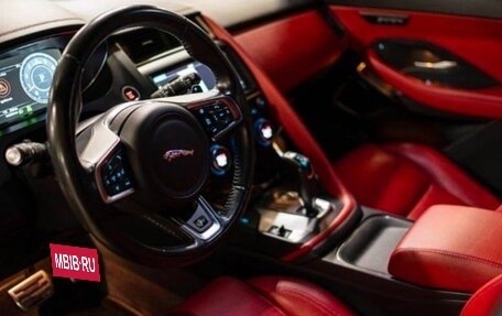 Jaguar E-Pace, 2017 год, 2 800 000 рублей, 12 фотография