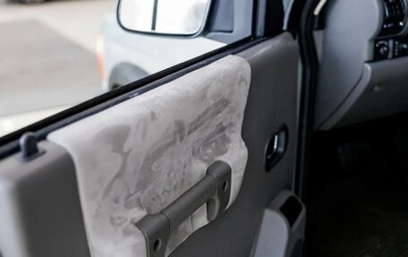 Land Rover Discovery III, 2001 год, 1 500 000 рублей, 15 фотография