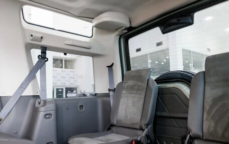 Land Rover Discovery III, 2001 год, 1 500 000 рублей, 31 фотография