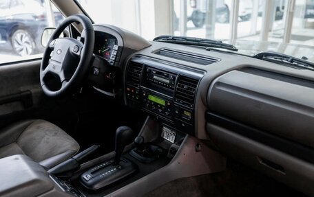 Land Rover Discovery III, 2001 год, 1 500 000 рублей, 27 фотография