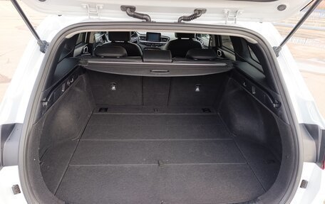 KIA cee'd III, 2019 год, 1 595 000 рублей, 28 фотография