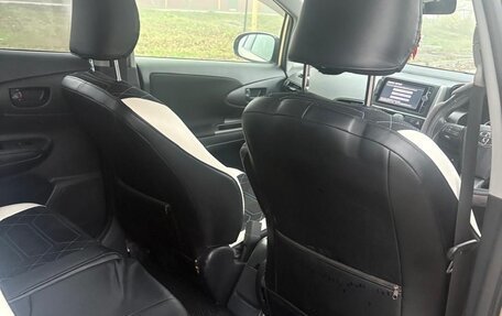 Toyota Wish II, 2013 год, 1 600 000 рублей, 8 фотография