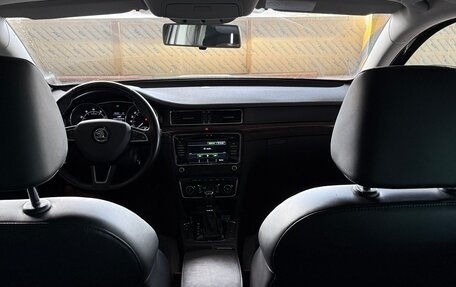 Skoda Superb III рестайлинг, 2013 год, 2 100 000 рублей, 13 фотография