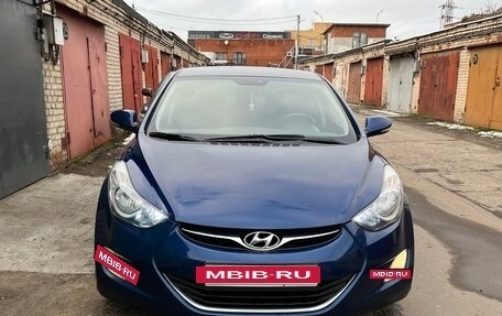Hyundai Elantra V, 2012 год, 1 150 000 рублей, 2 фотография