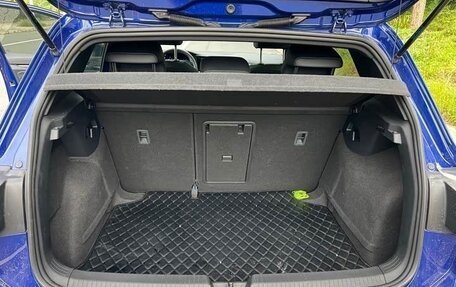 Volkswagen Golf VIII, 2021 год, 1 800 000 рублей, 8 фотография