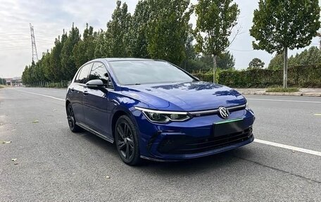 Volkswagen Golf VIII, 2021 год, 1 800 000 рублей, 3 фотография