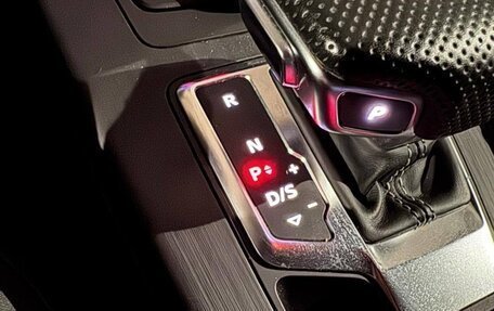 Audi A4, 2019 год, 2 600 000 рублей, 10 фотография