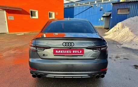 Audi A4, 2019 год, 2 600 000 рублей, 5 фотография