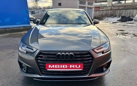 Audi A4, 2019 год, 2 600 000 рублей, 2 фотография