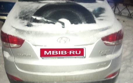 Hyundai ix35 I рестайлинг, 2011 год, 1 050 000 рублей, 4 фотография