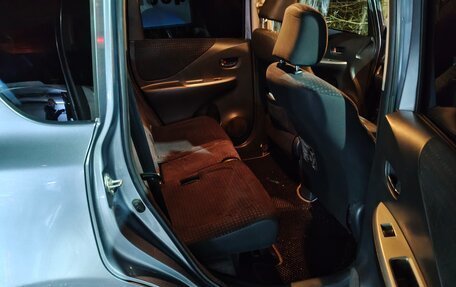 Toyota Ractis I, 2010 год, 575 000 рублей, 8 фотография