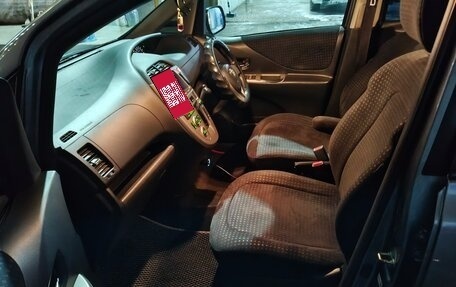 Toyota Ractis I, 2010 год, 575 000 рублей, 7 фотография