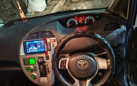 Toyota Ractis I, 2010 год, 575 000 рублей, 5 фотография