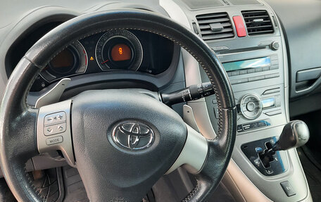 Toyota Auris II, 2009 год, 670 000 рублей, 11 фотография