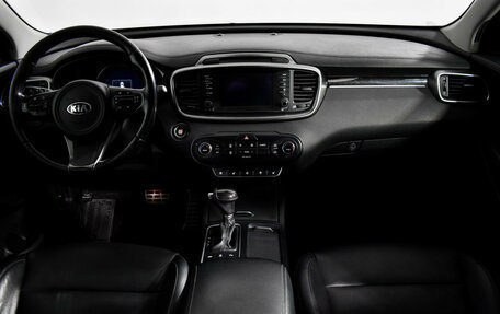 KIA Sorento III Prime рестайлинг, 2016 год, 2 199 000 рублей, 15 фотография