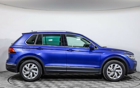 Volkswagen Tiguan II, 2021 год, 2 999 000 рублей, 4 фотография