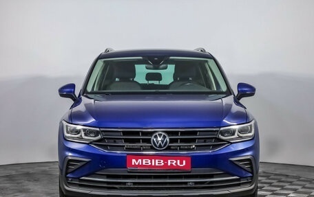 Volkswagen Tiguan II, 2021 год, 2 999 000 рублей, 2 фотография