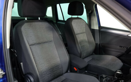 Volkswagen Tiguan II, 2021 год, 2 999 000 рублей, 16 фотография