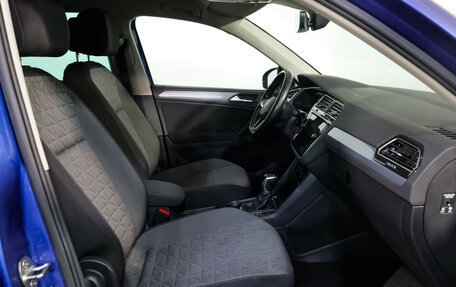 Volkswagen Tiguan II, 2021 год, 2 999 000 рублей, 17 фотография