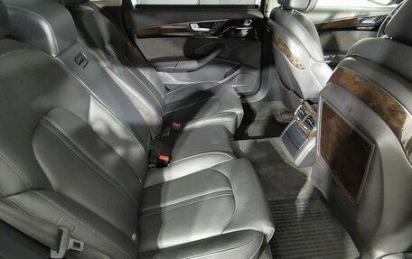 Audi A8, 2013 год, 1 465 150 рублей, 12 фотография