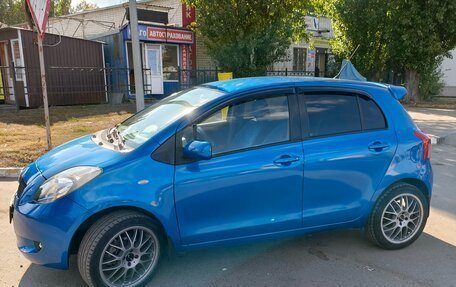 Toyota Yaris III рестайлинг, 2008 год, 750 000 рублей, 2 фотография