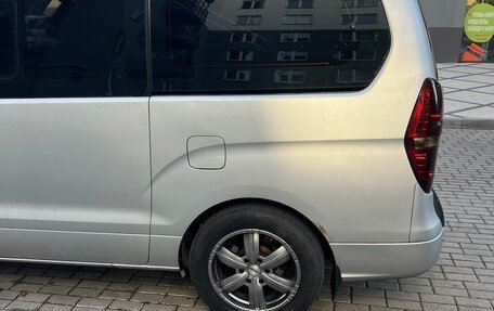 Hyundai Grand Starex Grand Starex I рестайлинг 2, 2009 год, 1 100 000 рублей, 3 фотография