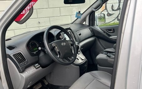 Hyundai Grand Starex Grand Starex I рестайлинг 2, 2009 год, 1 100 000 рублей, 4 фотография