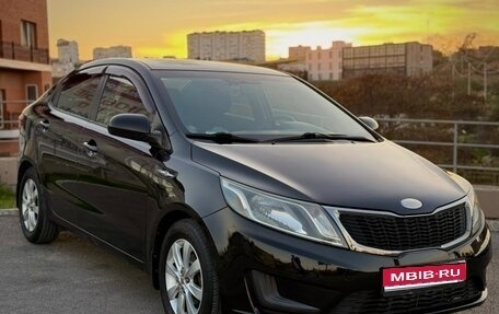 KIA Rio III рестайлинг, 2013 год, 989 000 рублей, 1 фотография
