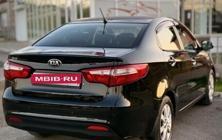 KIA Rio III рестайлинг, 2013 год, 989 000 рублей, 4 фотография