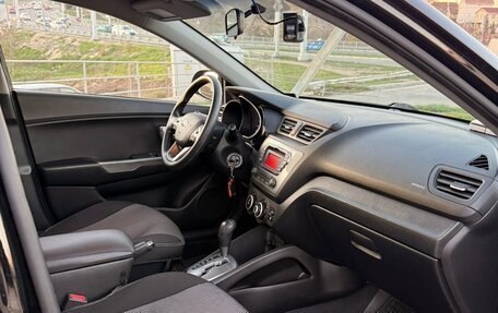 KIA Rio III рестайлинг, 2013 год, 989 000 рублей, 12 фотография