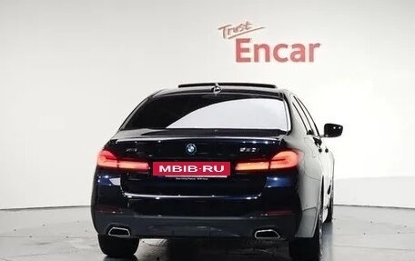 BMW 5 серия, 2022 год, 4 880 000 рублей, 3 фотография