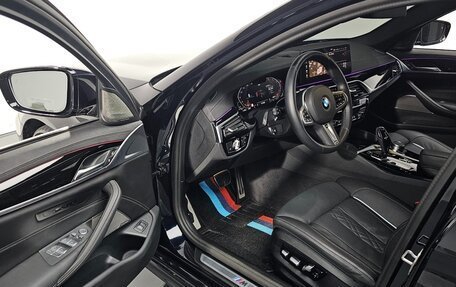 BMW 5 серия, 2022 год, 4 880 000 рублей, 19 фотография