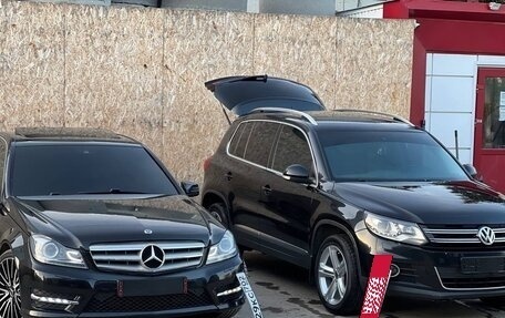 Volkswagen Tiguan I, 2016 год, 2 500 000 рублей, 4 фотография