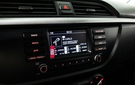 KIA Rio IV, 2018 год, 1 399 700 рублей, 15 фотография