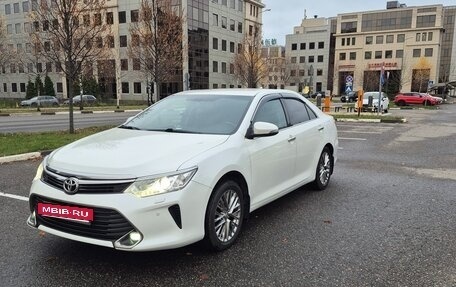 Toyota Camry, 2015 год, 1 950 000 рублей, 7 фотография