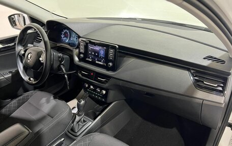 Skoda Rapid II, 2022 год, 1 700 000 рублей, 14 фотография