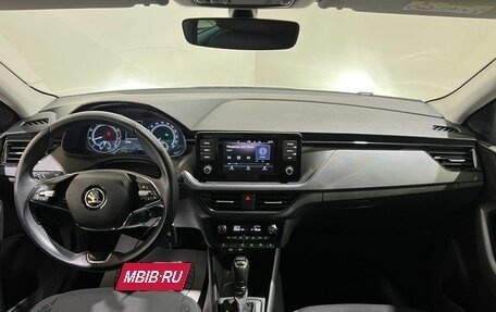 Skoda Rapid II, 2022 год, 1 700 000 рублей, 13 фотография