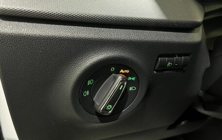 Skoda Rapid II, 2022 год, 1 700 000 рублей, 29 фотография