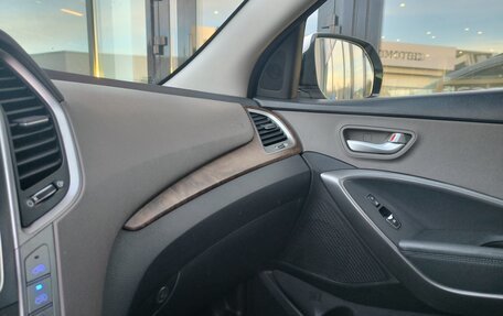 Hyundai Santa Fe III рестайлинг, 2017 год, 1 990 000 рублей, 25 фотография