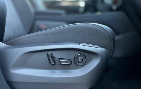 Volkswagen Tiguan, 2025 год, 5 190 000 рублей, 28 фотография