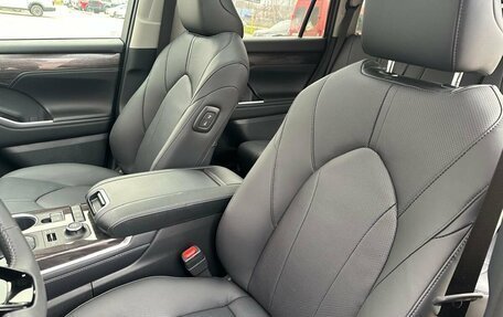 Toyota Highlander, 2025 год, 6 490 000 рублей, 22 фотография