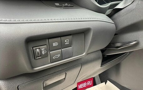 Toyota Highlander, 2025 год, 6 490 000 рублей, 23 фотография