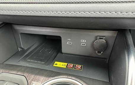 Toyota Highlander, 2025 год, 6 490 000 рублей, 30 фотография