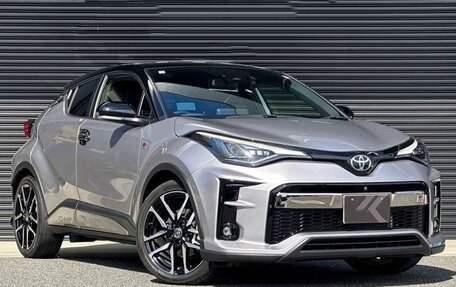 Toyota C-HR I рестайлинг, 2021 год, 1 623 000 рублей, 7 фотография