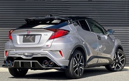 Toyota C-HR I рестайлинг, 2021 год, 1 623 000 рублей, 5 фотография